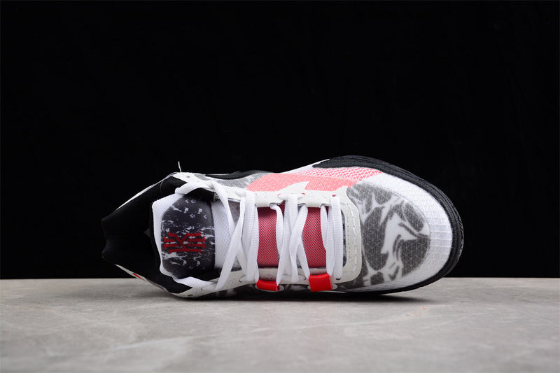 NikeMens Kyrie 8 - White University