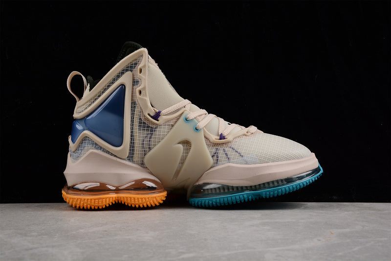NikeUnisex LeBron 19 - Minneapolis Lakers