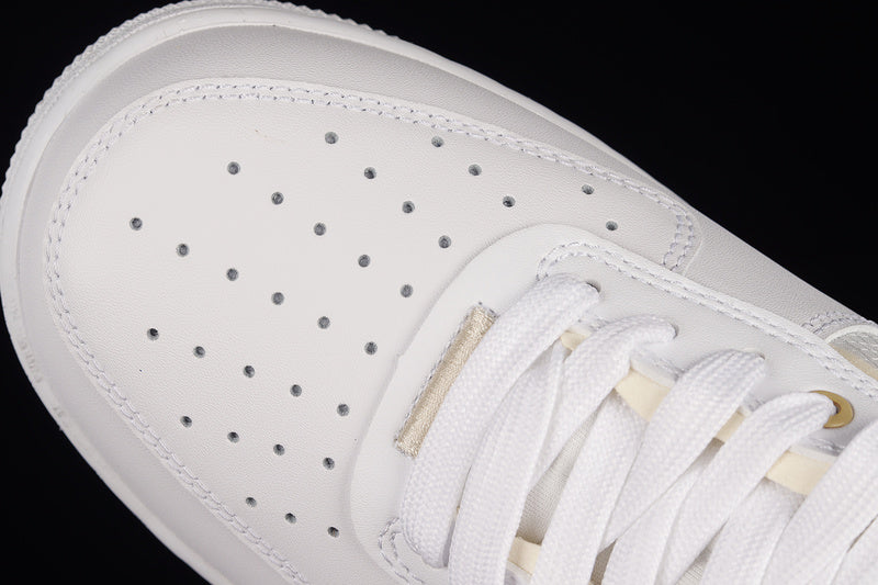 NikeUnisex Air force 1 AF1 React Double Swoosh - White