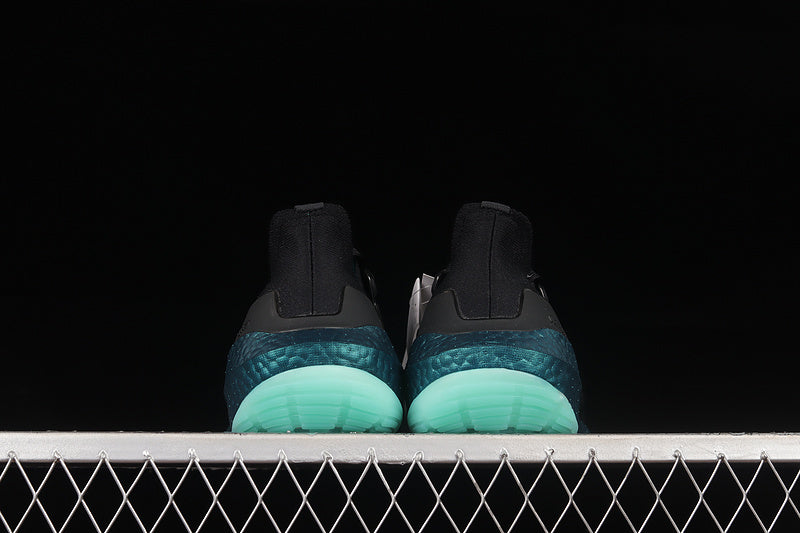 adidasMens Ultraboost 22 - Black Mint