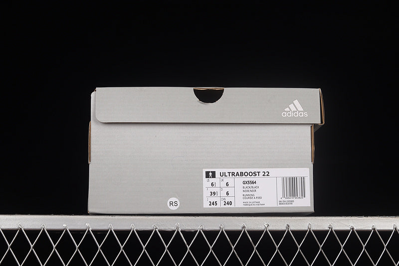 adidasMens Ultraboost 22 - Black Mint