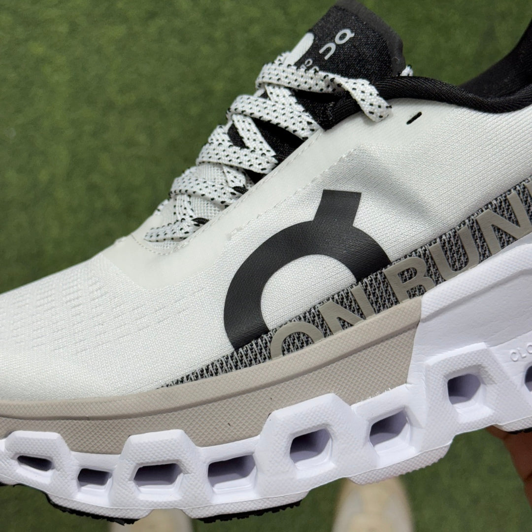 OnRunning Cloudmonster 2 - Undyed Frost