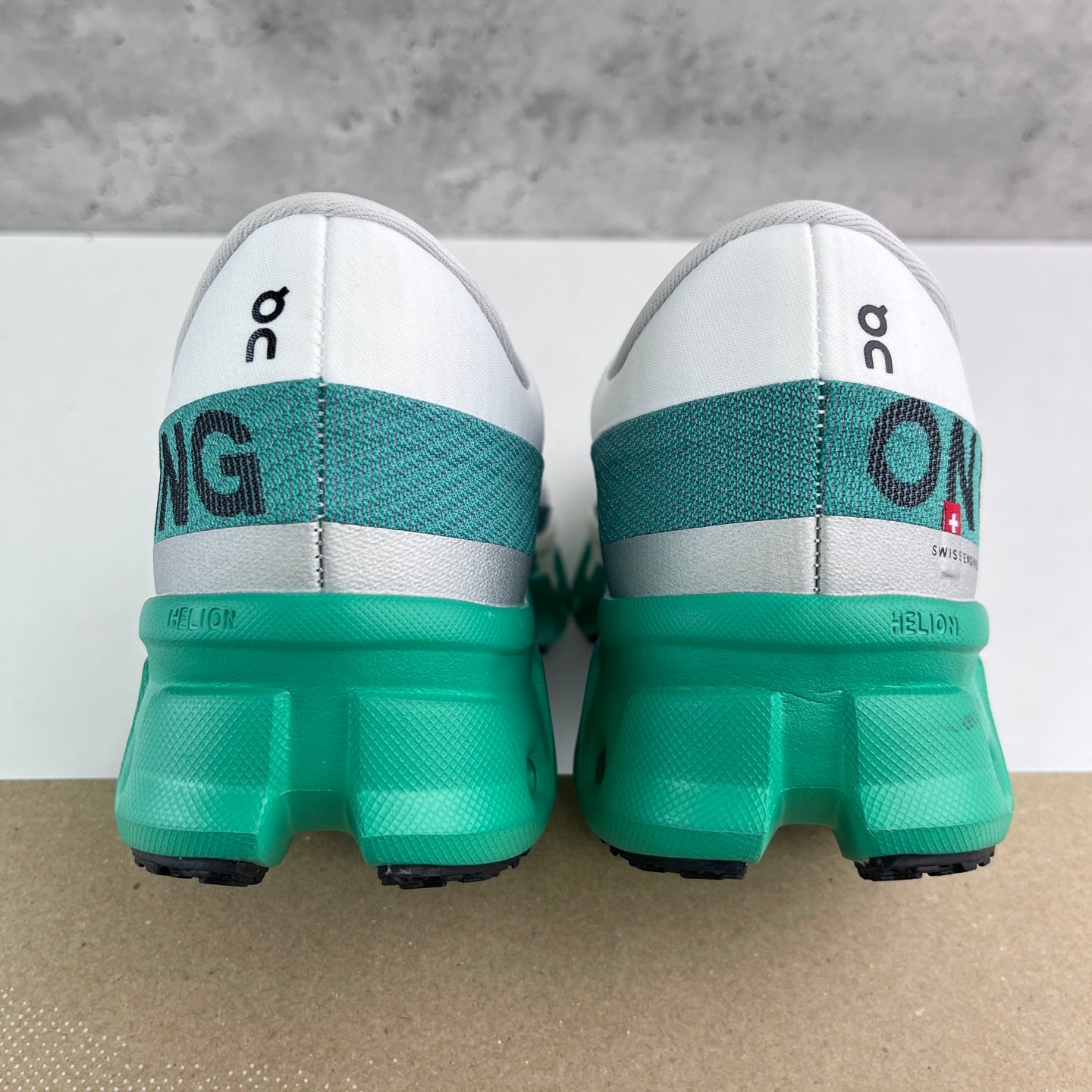 OnRunning Cloudmonster - Hyper Undyed Mint