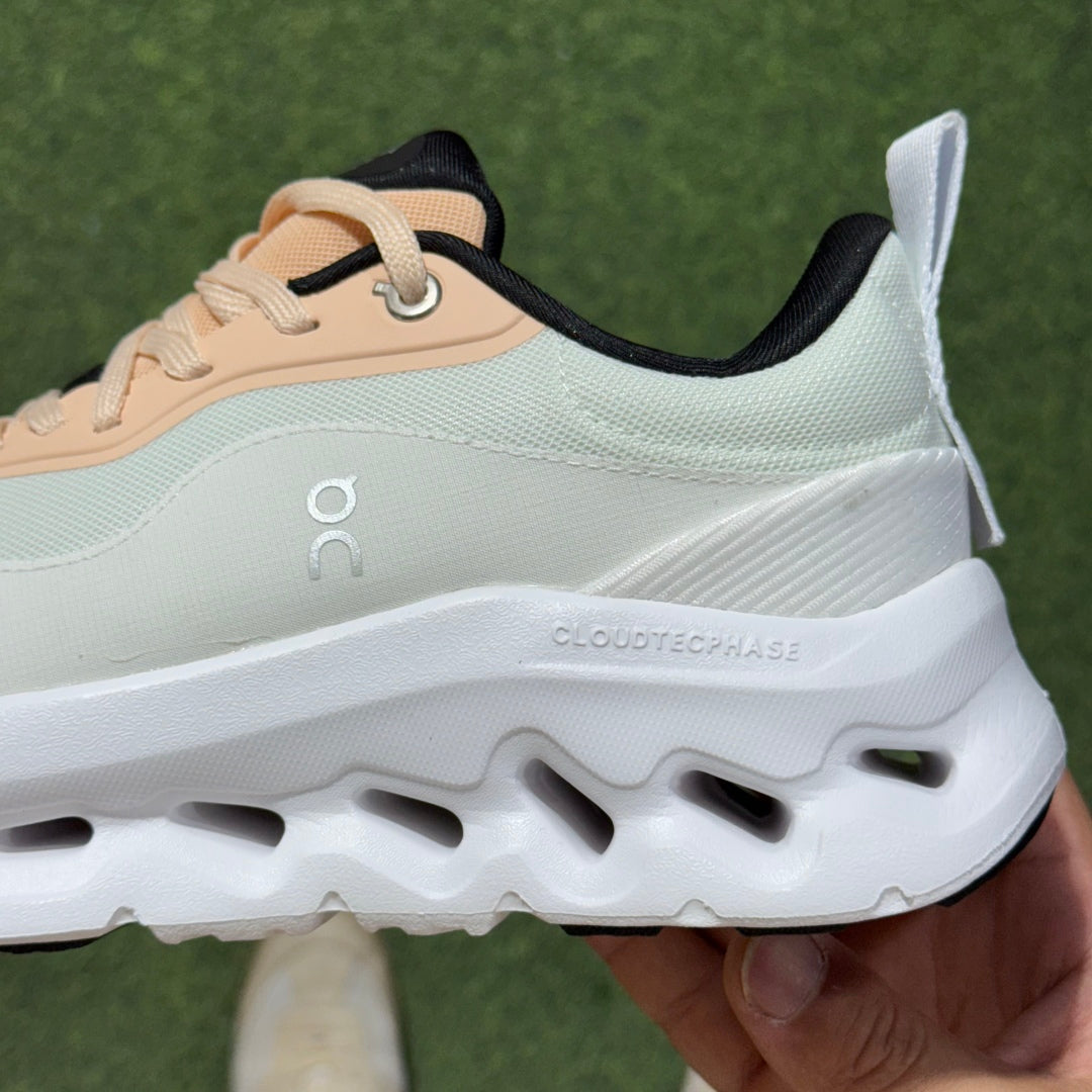 OnRunning Cloudtilt 2 - Tan White Gum