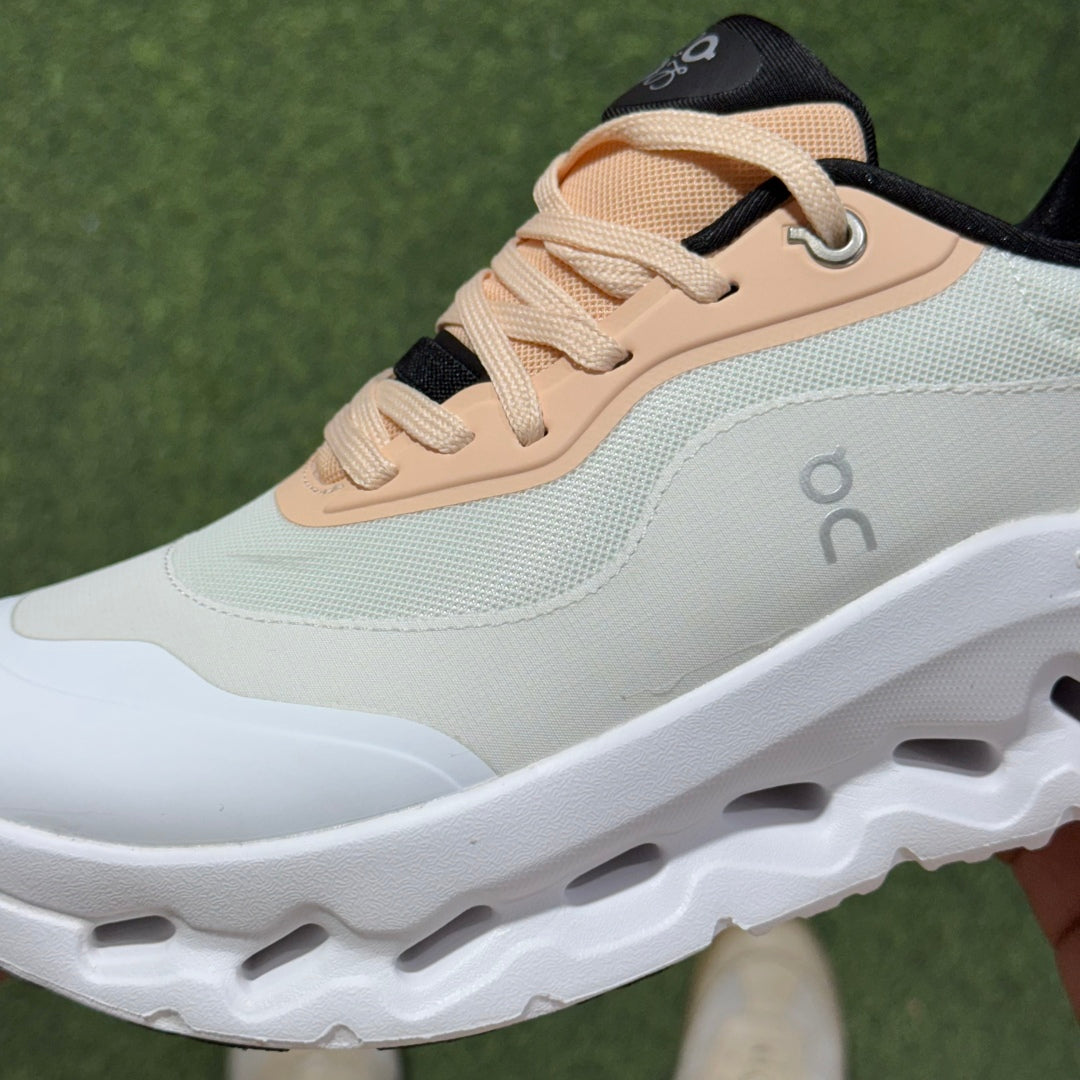 OnRunning Cloudtilt 2 - Tan White Gum