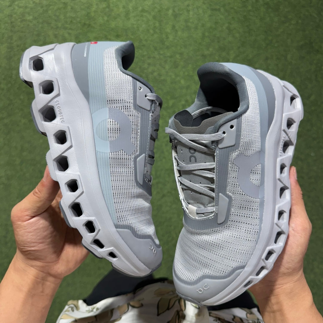 OnRunning Cloudmonster - Void Alloy Glacier