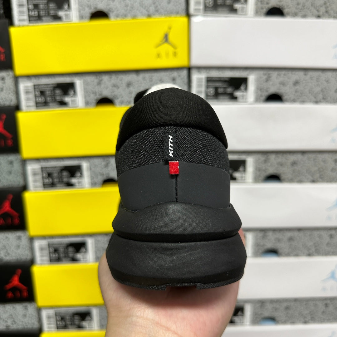 OnRunning Cloudzone - Kith Black