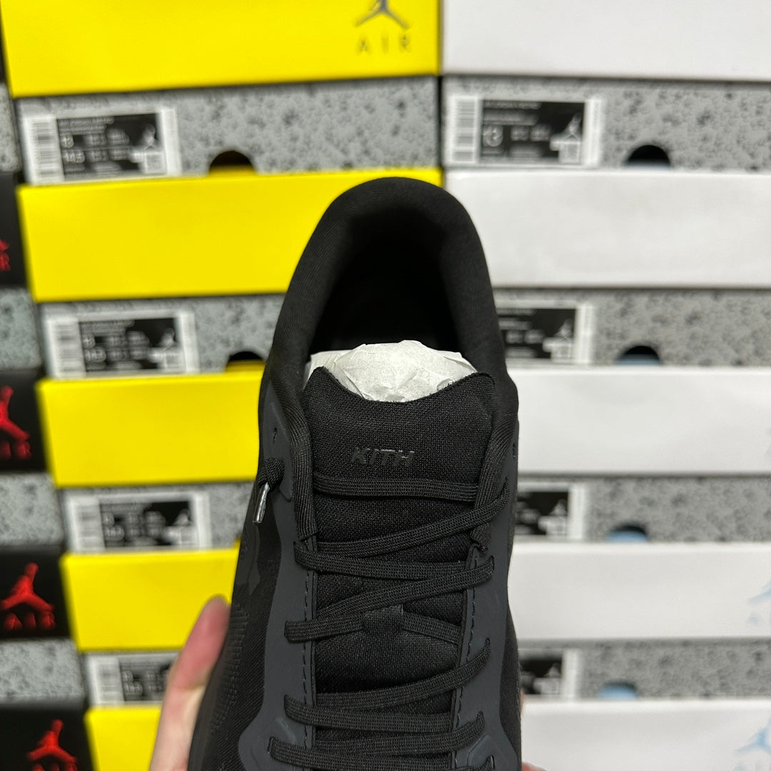 OnRunning Cloudzone - Kith Black