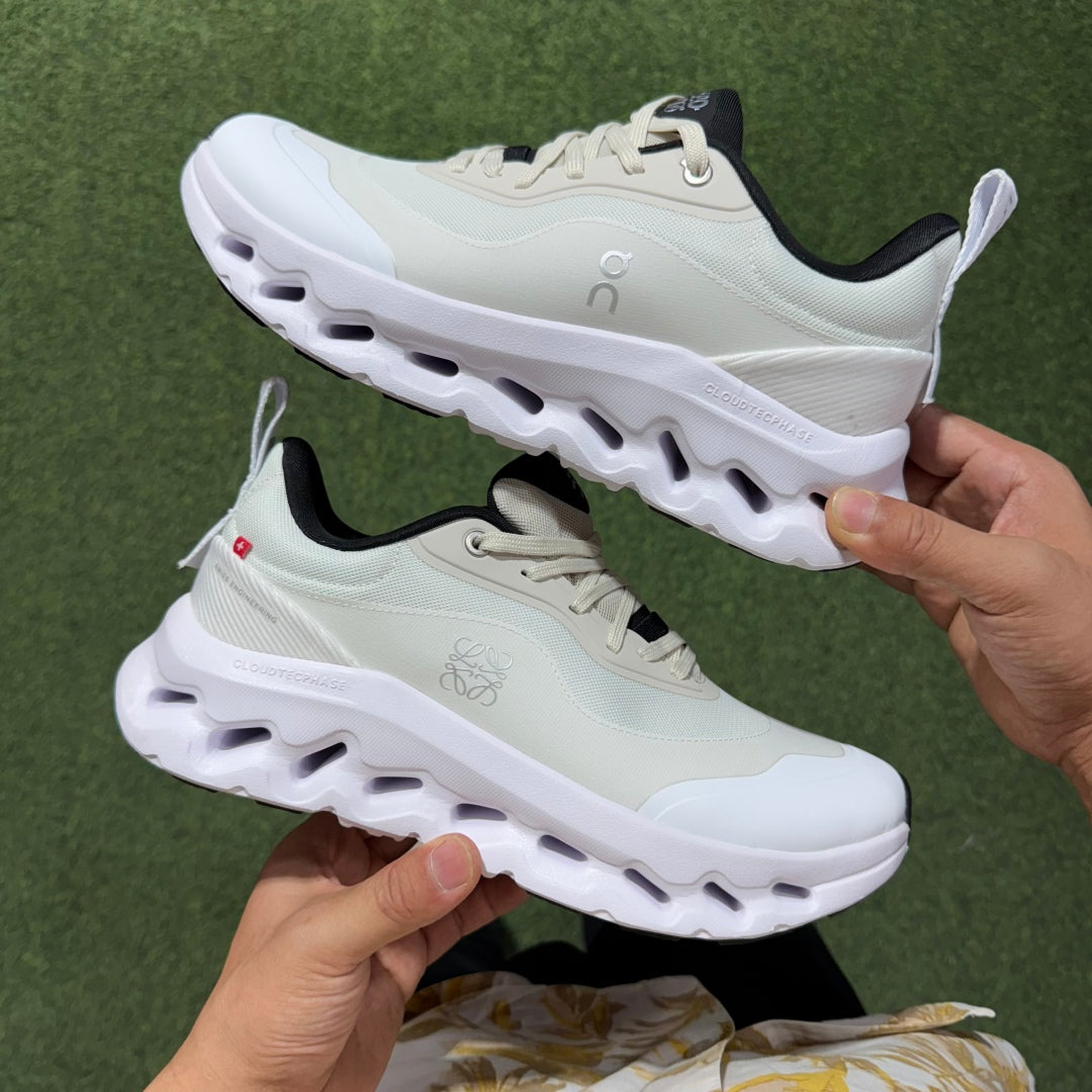 OnRunning Cloudtilt 2 - Sand White