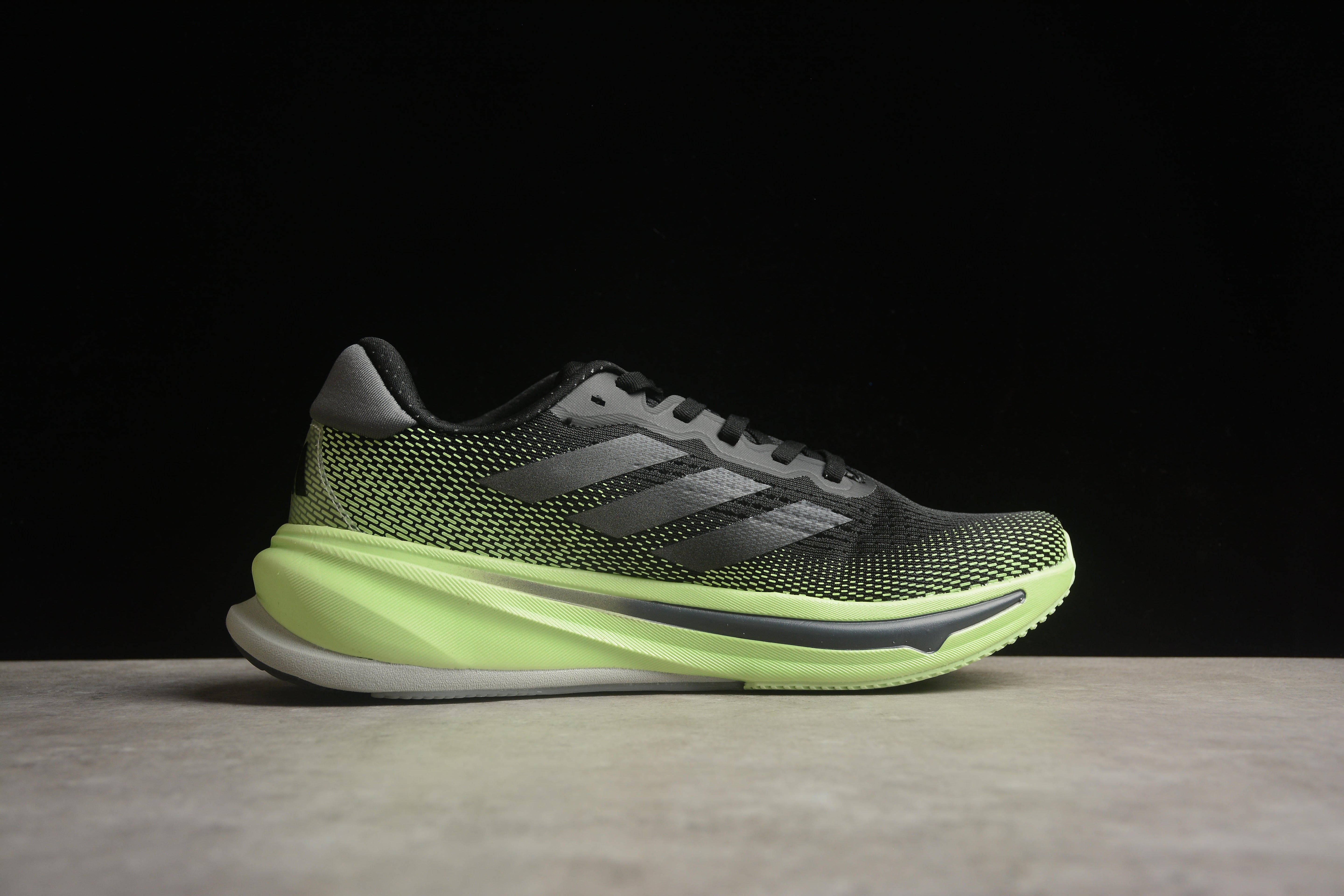 adidasMens Supernova Rise - Neon Strike