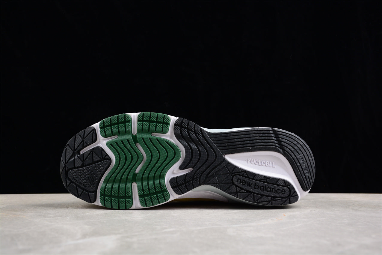 New Balance 990v6 - Lemonade