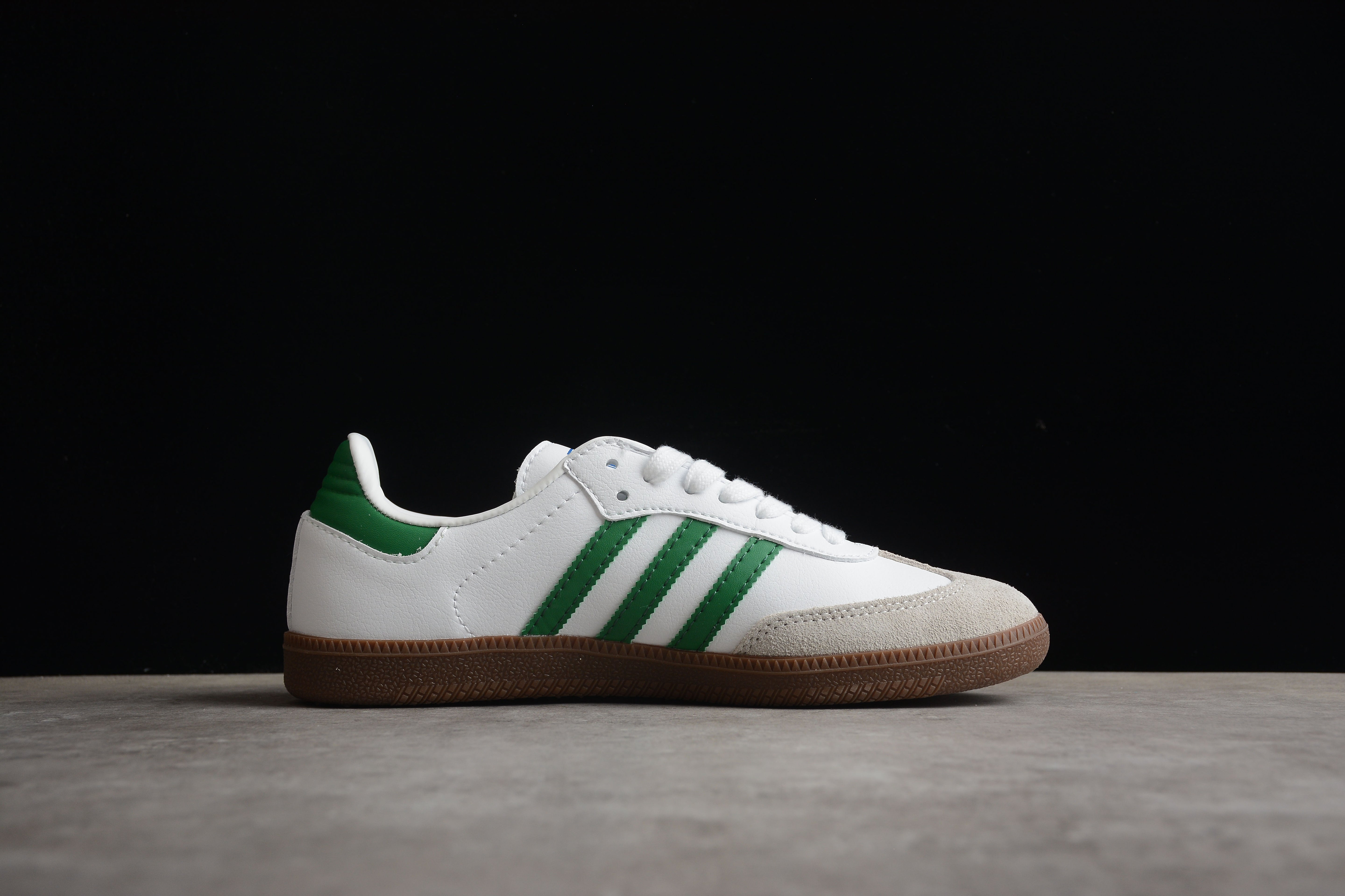 adidasMens Samba - Green