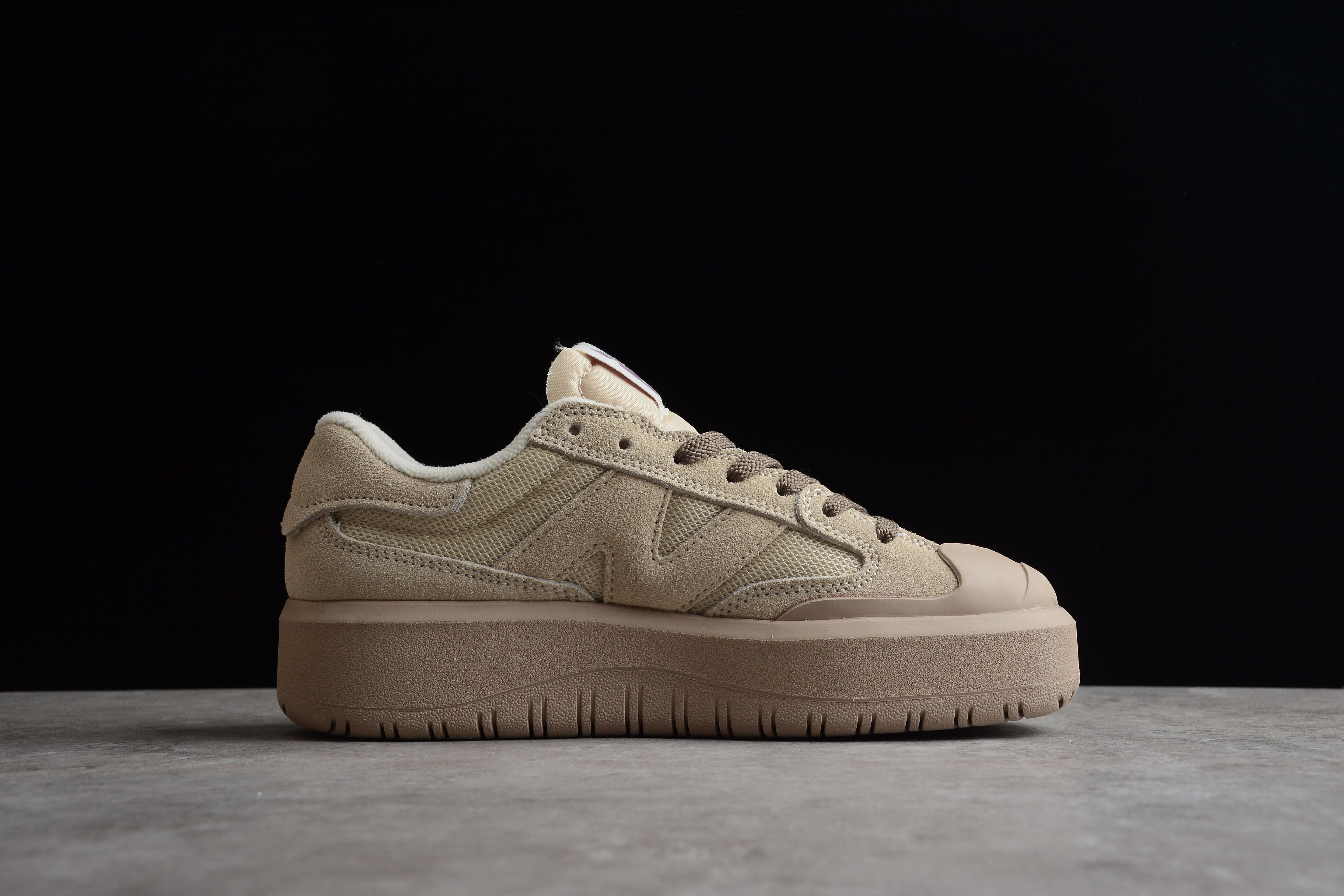 New Balance CT302 - Beige