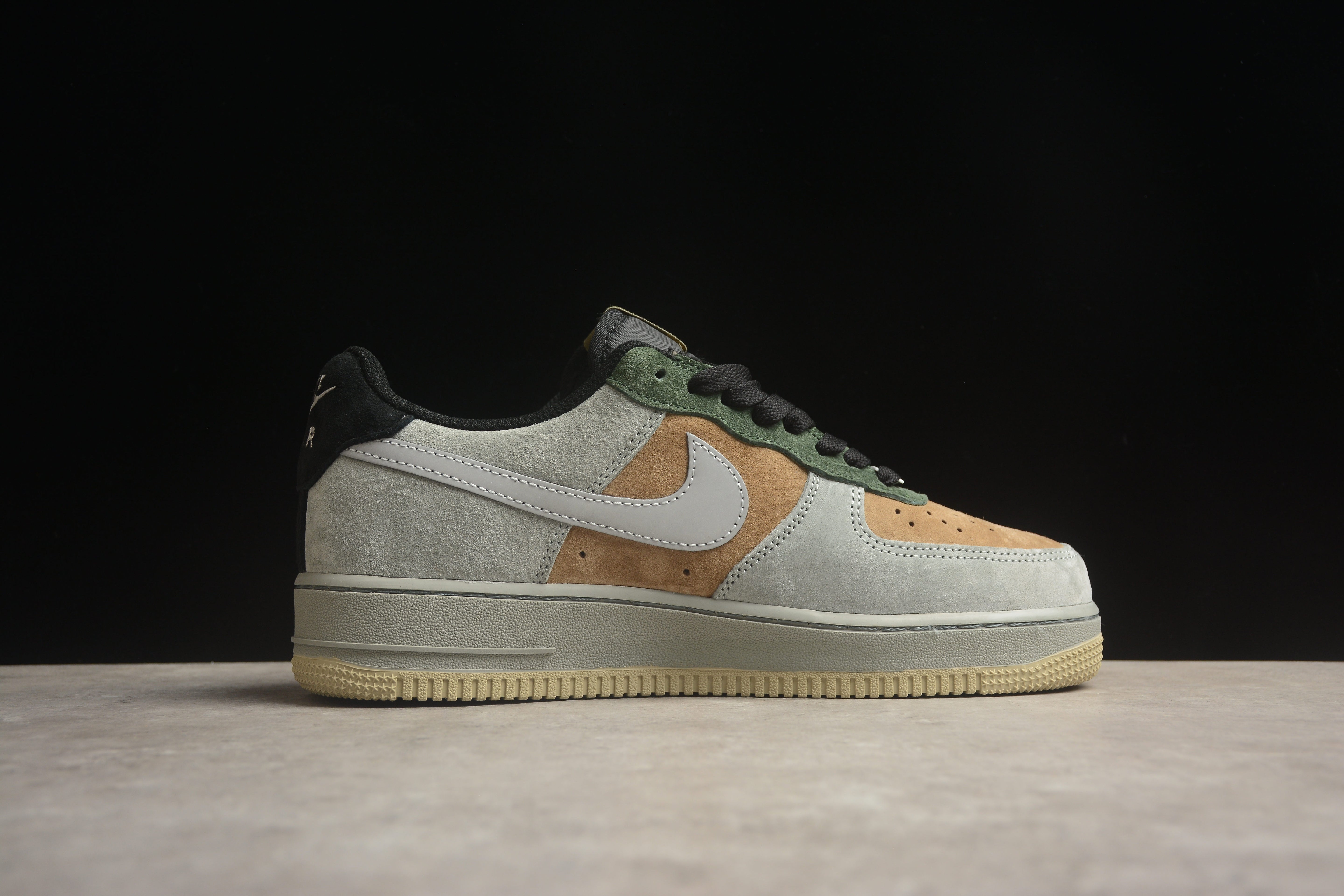 NikeUnisex Air Force 1 AF1- Tree