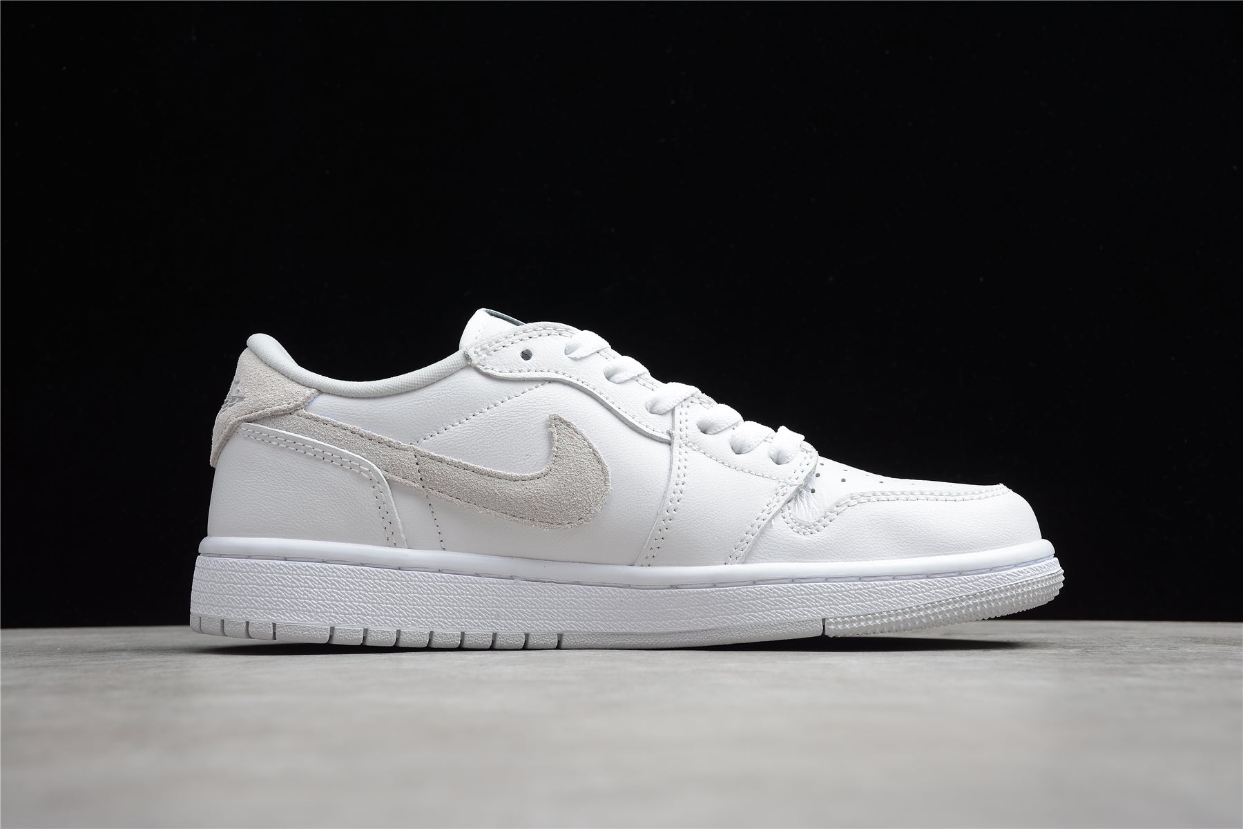 Air Jordan 1 AJ1 Low - Neutral Grey