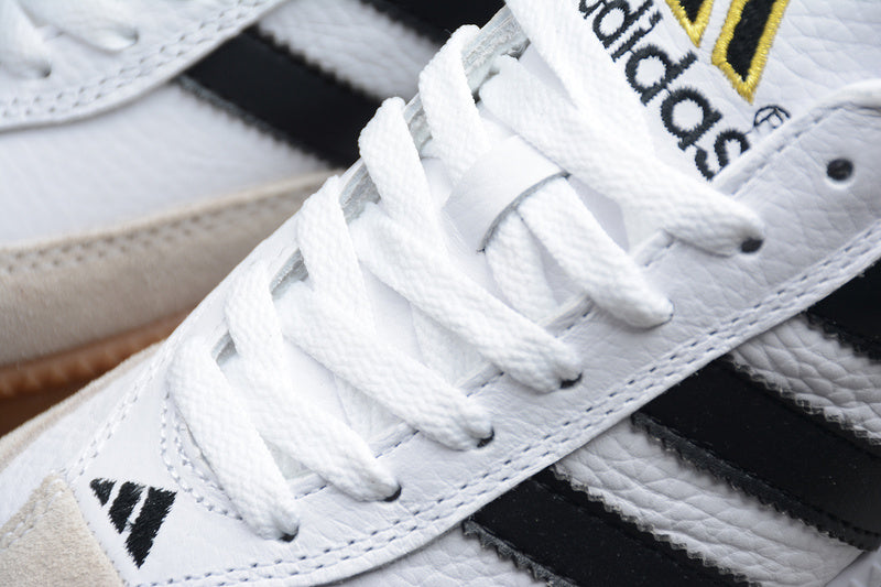 adidasMens Samba Millennium - White/Black Gum