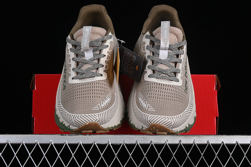 New Balance Fresh Foam x More Trail - Trail Beige