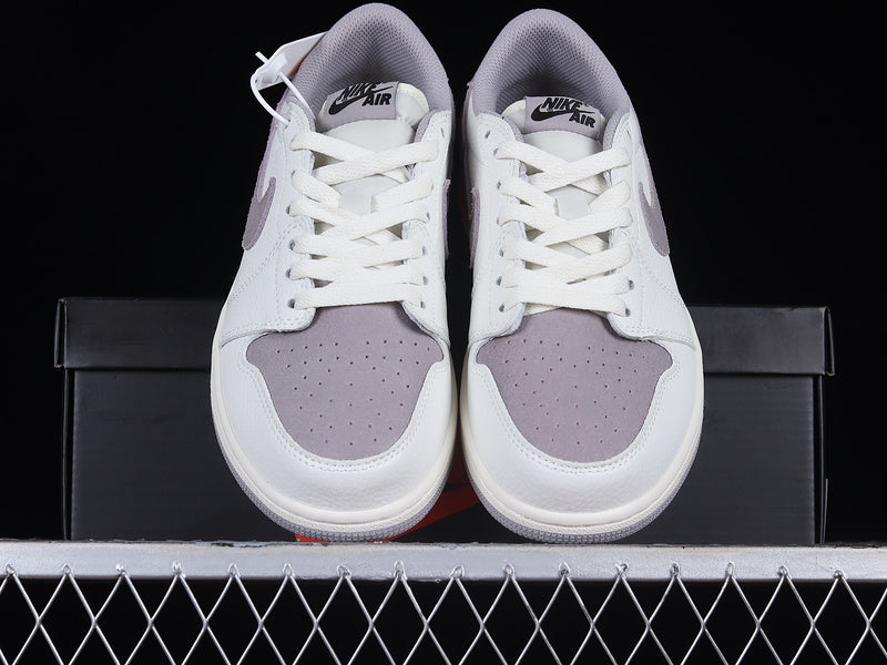 Air Jordan 1 AJ1 Low - Atmosphere Grey