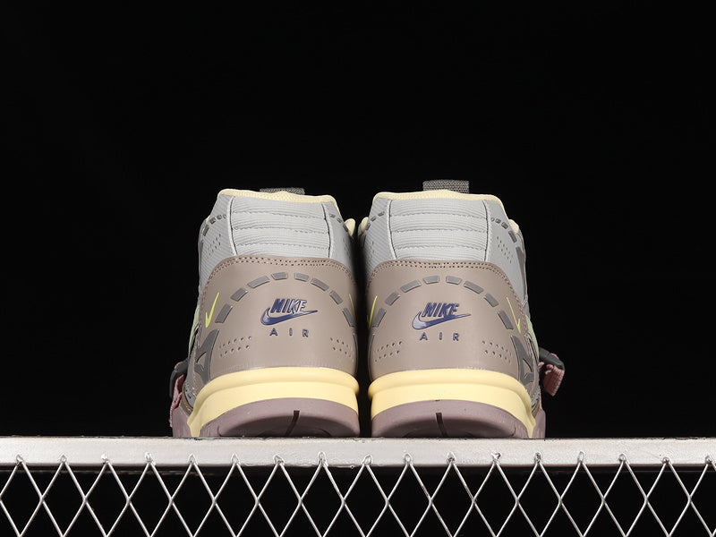 NikeUnisex Air Trainer 1 AJ1 - Honeydew