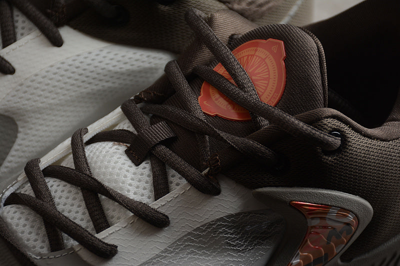 NikeUnisex Zoom Freak 4 - Letter Bros