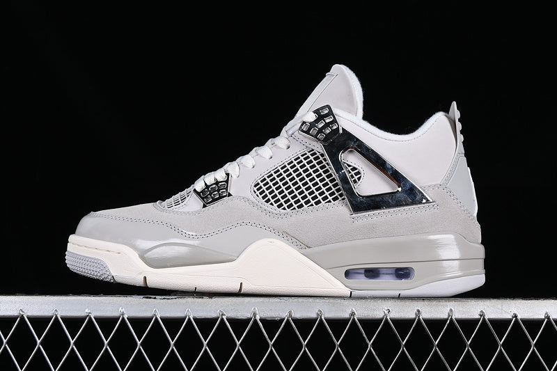 Air Jordan 4 AJ4 Retro - Frozen Moment
