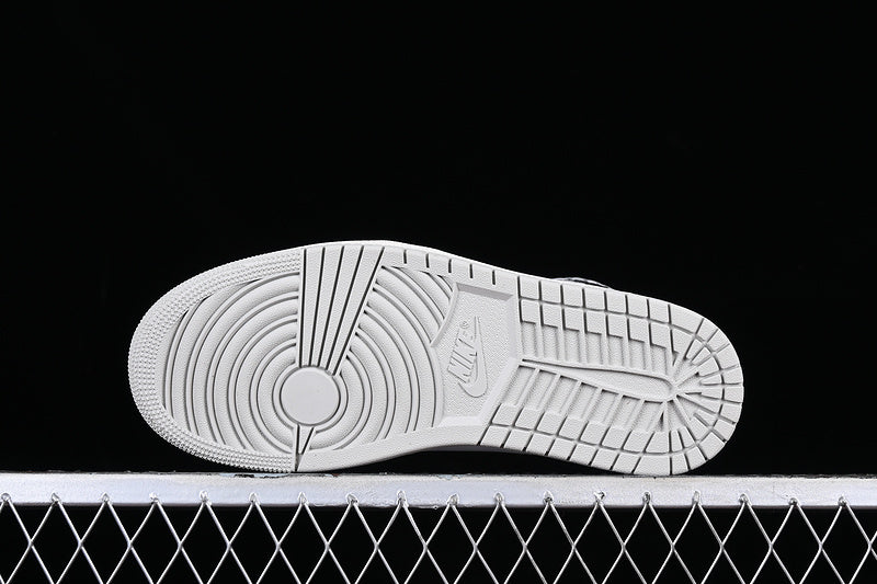 Air Jordan 1 Aj1 Retro High - White Cement