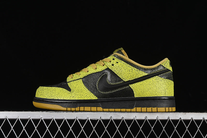 NikeUnisex Dunk Low Retro - Halloween Skull