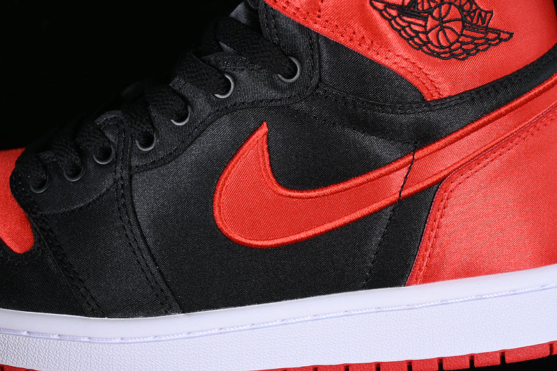 Air Jordan 1 AJ1 High - Satin Bred