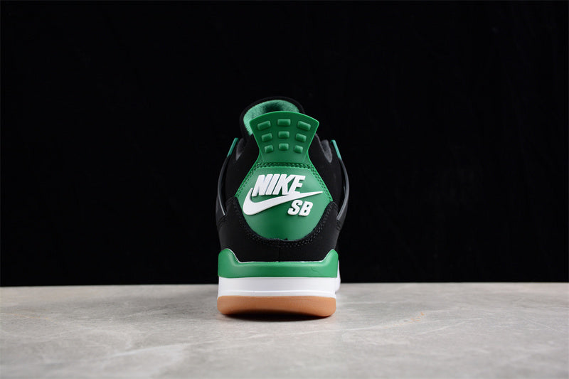 Air Jordan Retro 4 AJ4 SB Alternate - Black