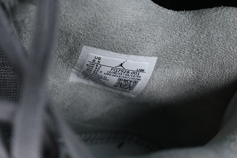 Air Jordan 4 AJ4 - Wet Cement