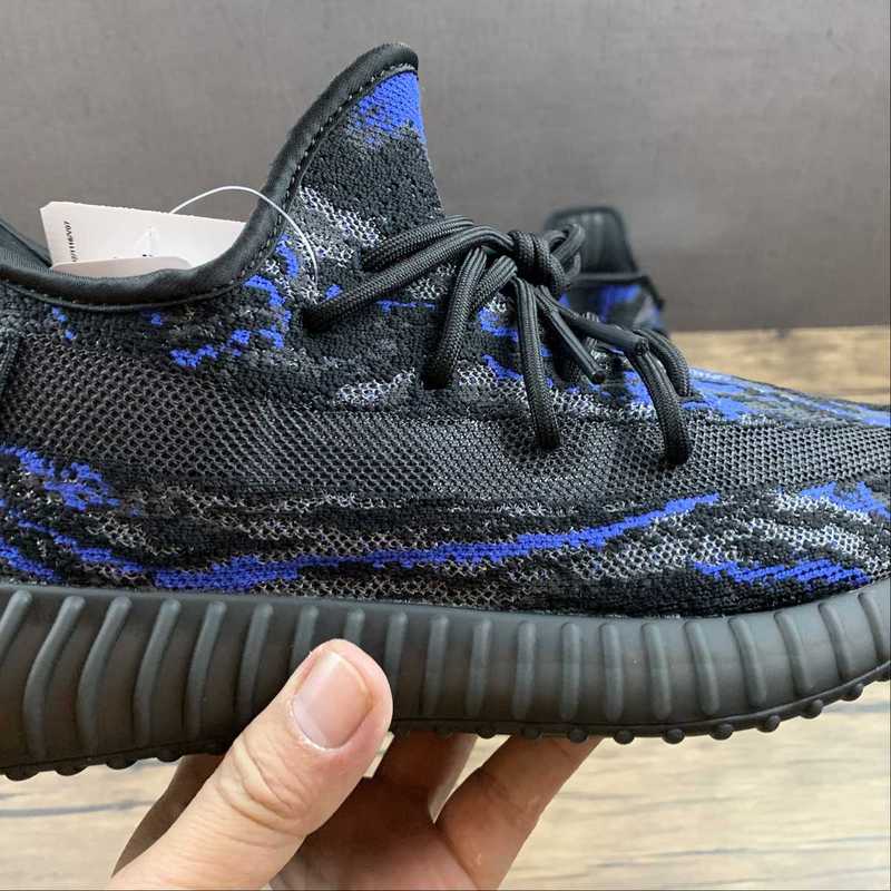 adidasUnisex Yeezy 350 - Max Oat