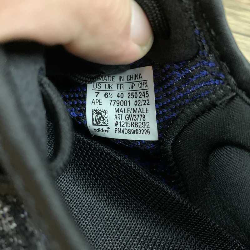 adidasUnisex Yeezy 350 - Max Oat