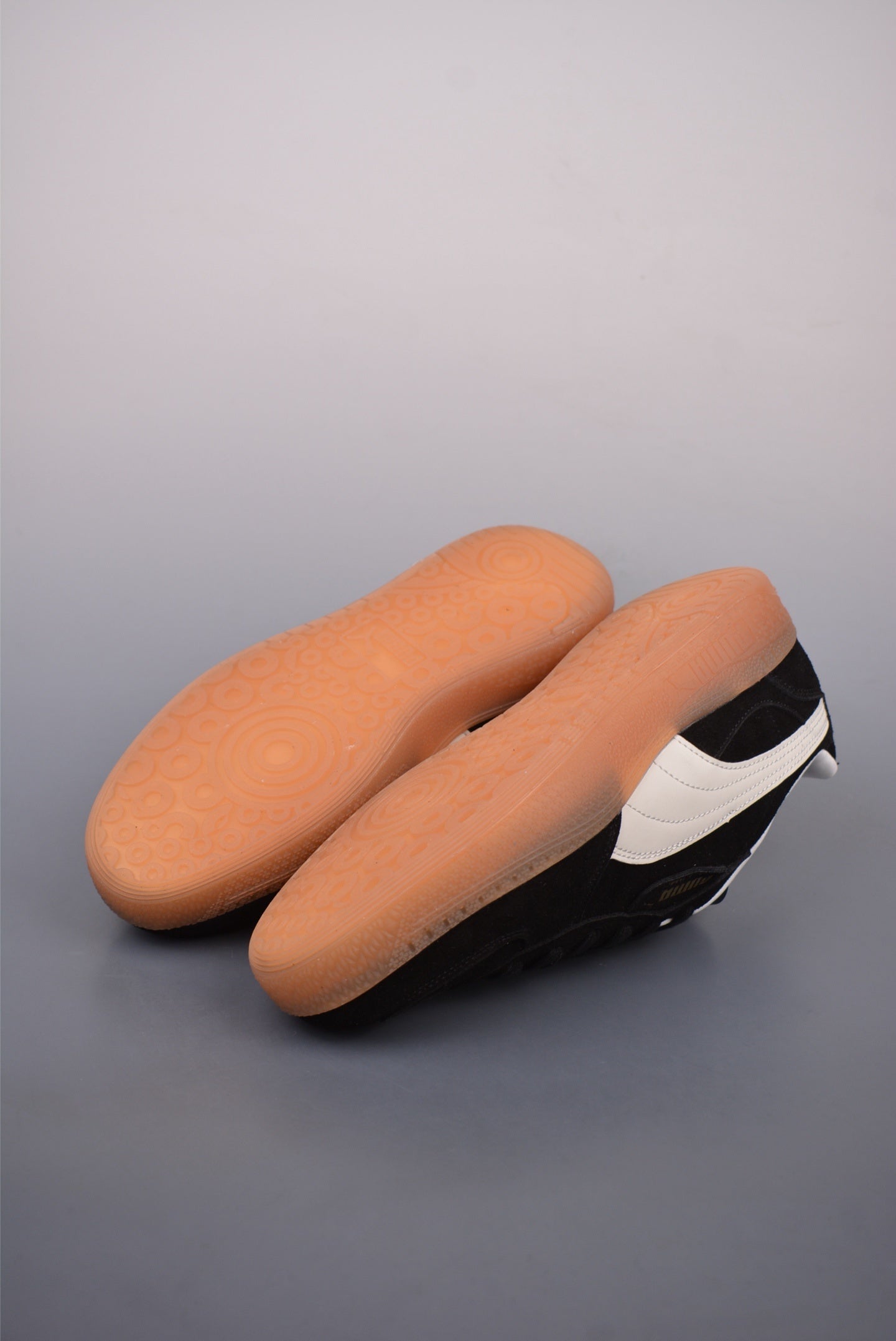 PumaUnisex Palermo Leather - "Black Feather/Grey Gum"