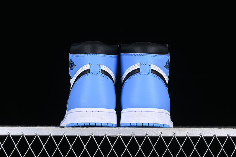 Air Jordan 1 AJ1 High - UNC Toe