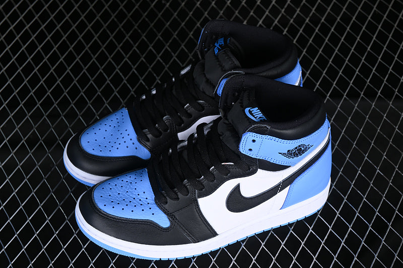Air Jordan 1 AJ1 High - UNC Toe