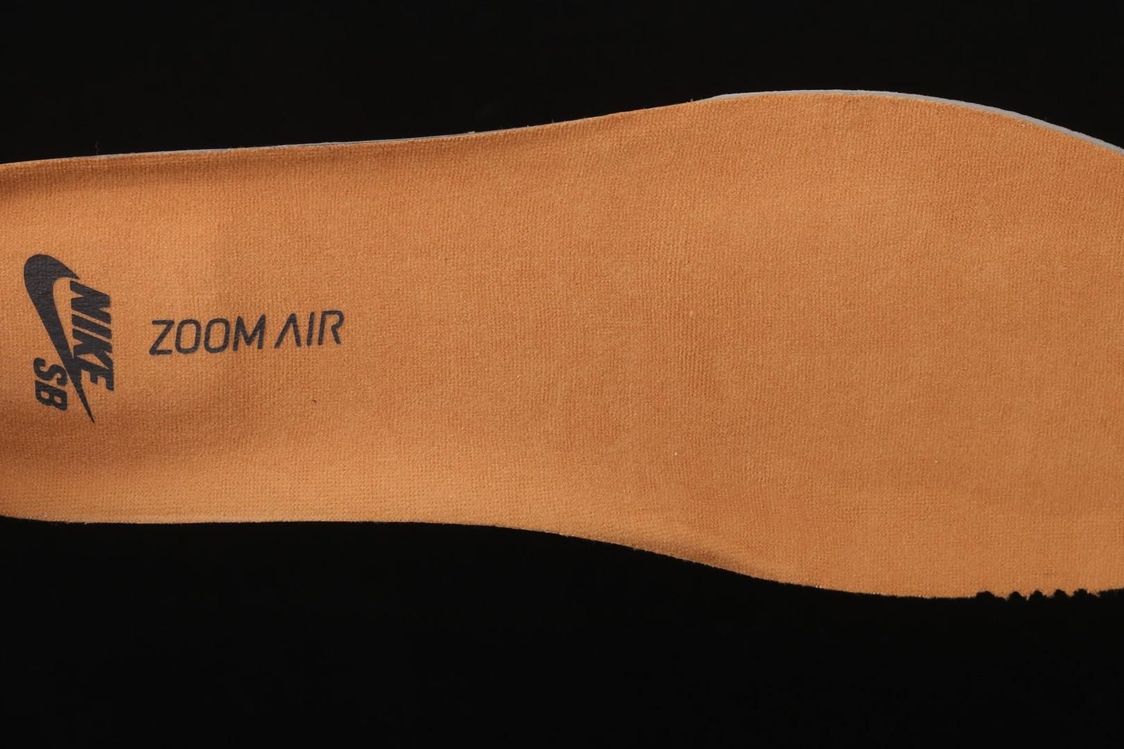 NikeUnisex SB Dunk Low - Wheat