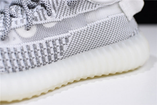 WMNS adidasOriginals YEEZY Boost 350 - Static