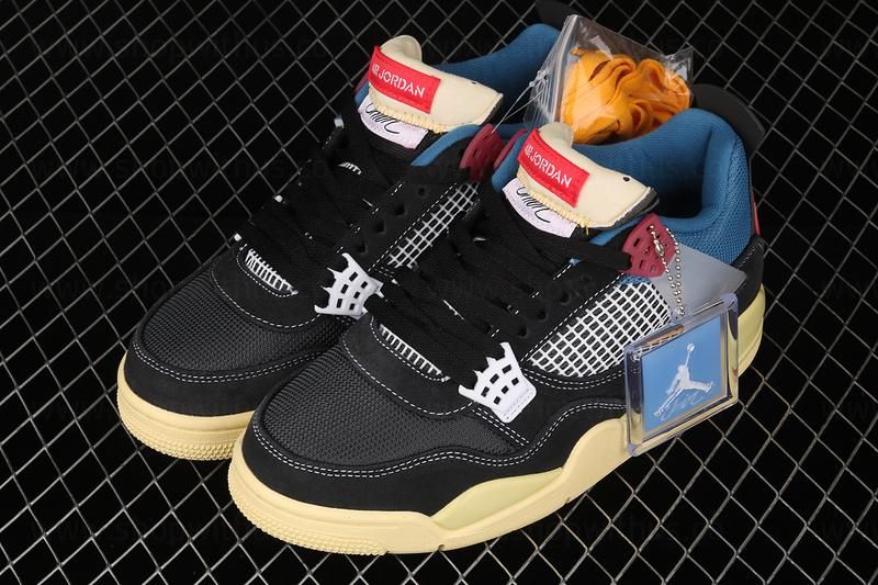 WMNS Union LA x Air Jordan 4 AJ4 Retro - Off Noir