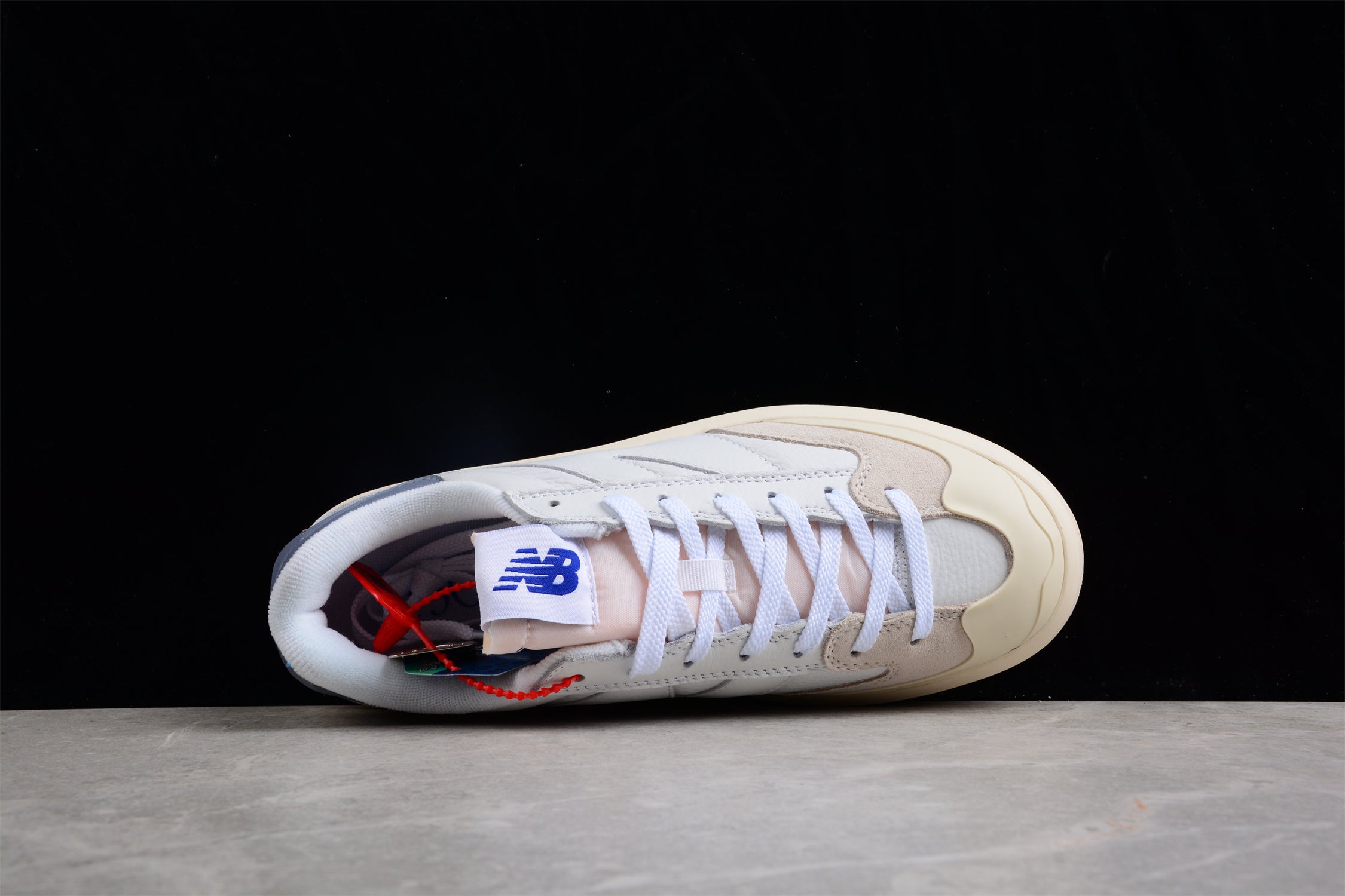 New Balance CT302 - White
