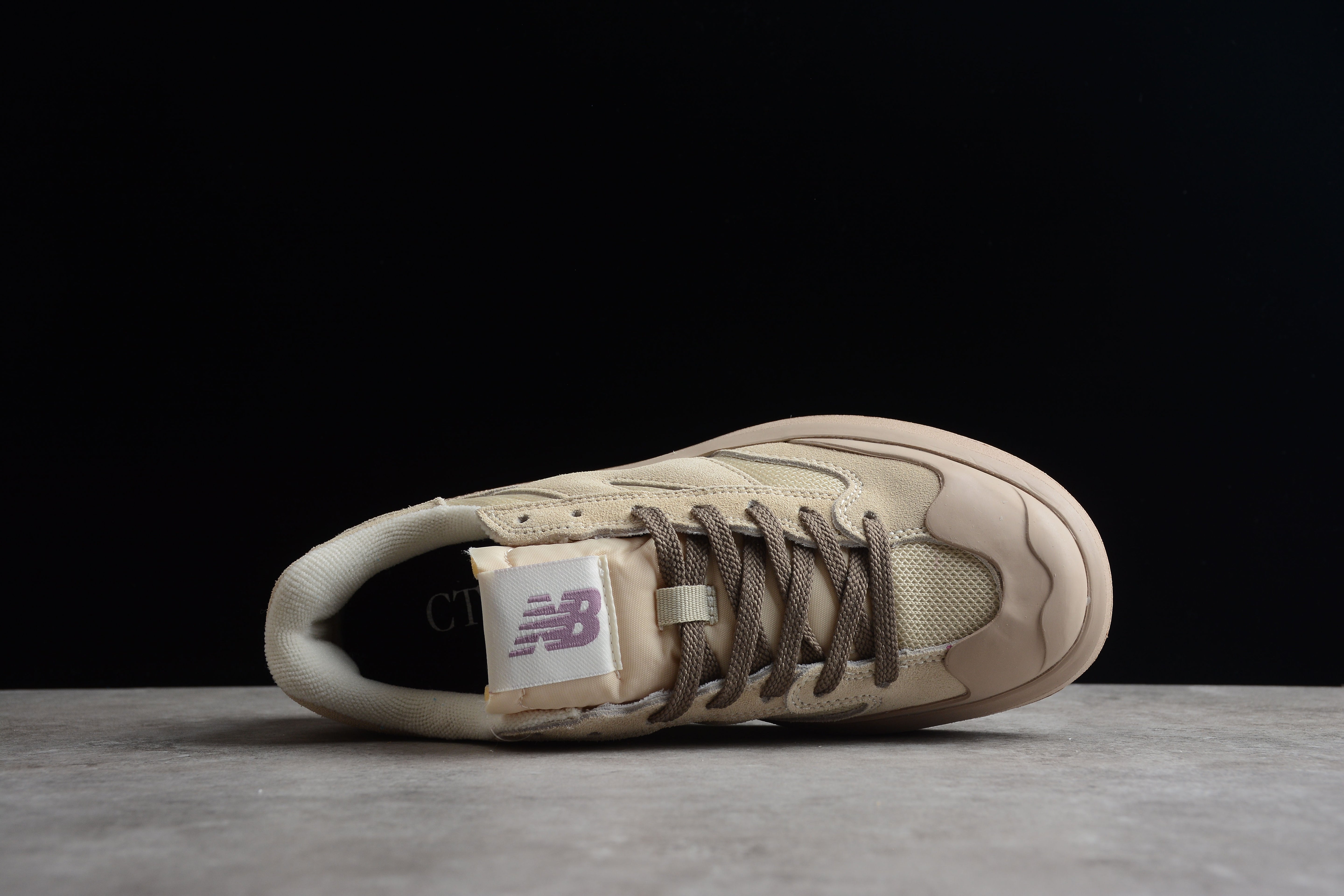New Balance CT302 - Beige