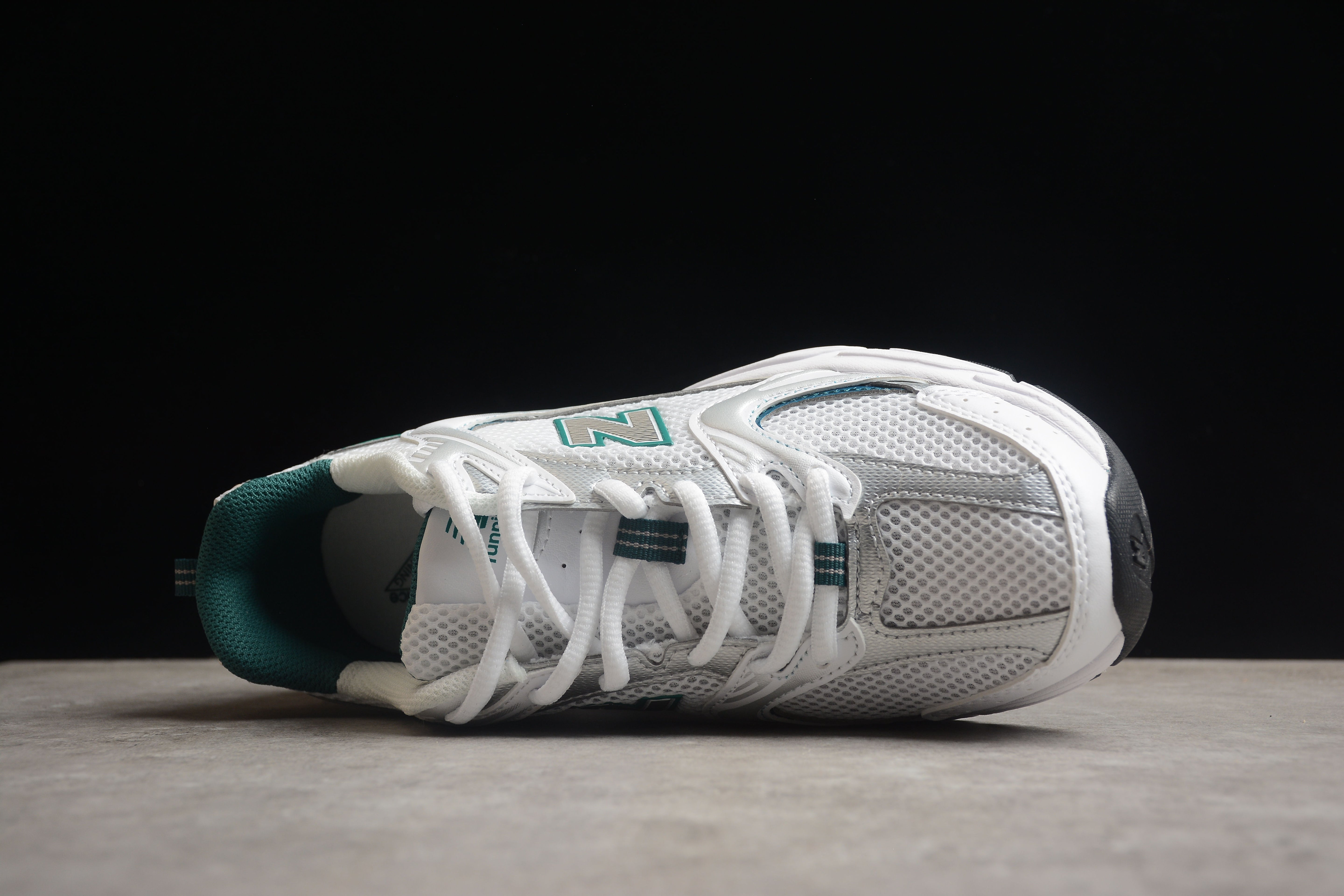 New Balance 530 - White/Green