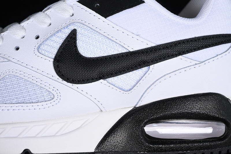 Unisex NikeAir Max 90 - White Black