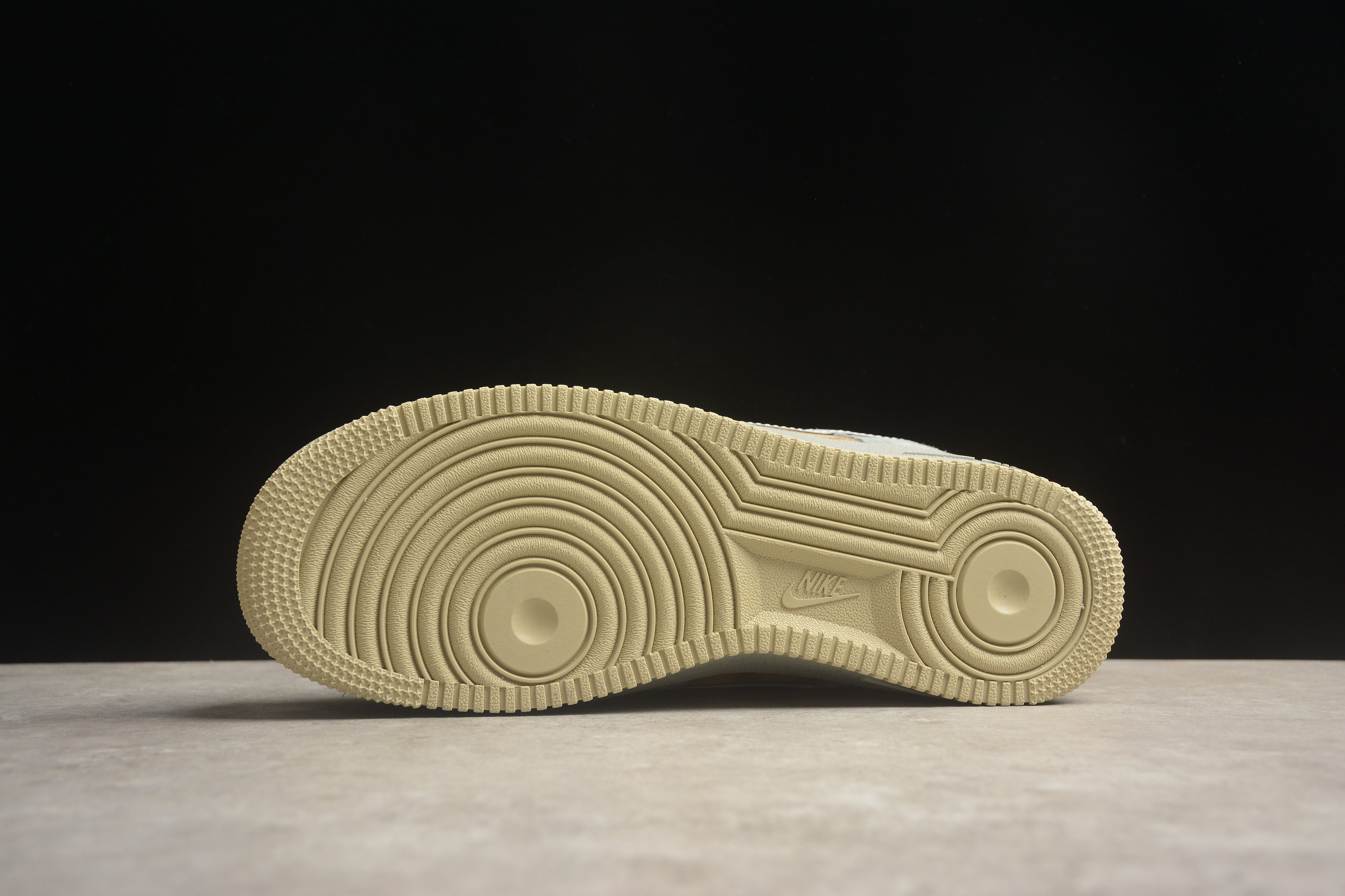 NikeUnisex Air Force 1 AF1- Tree