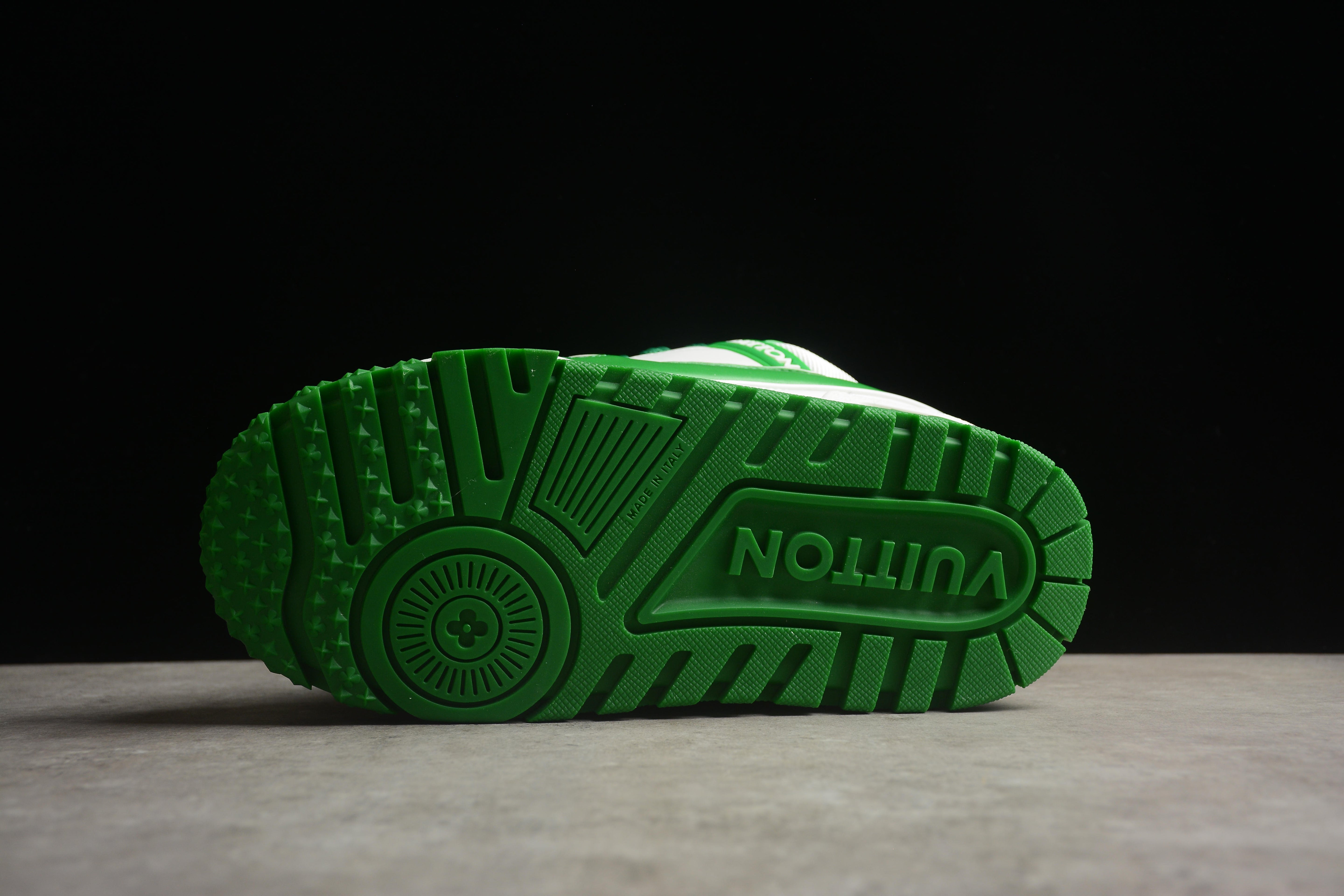 LouisVuitton Maxi Trainer - Green