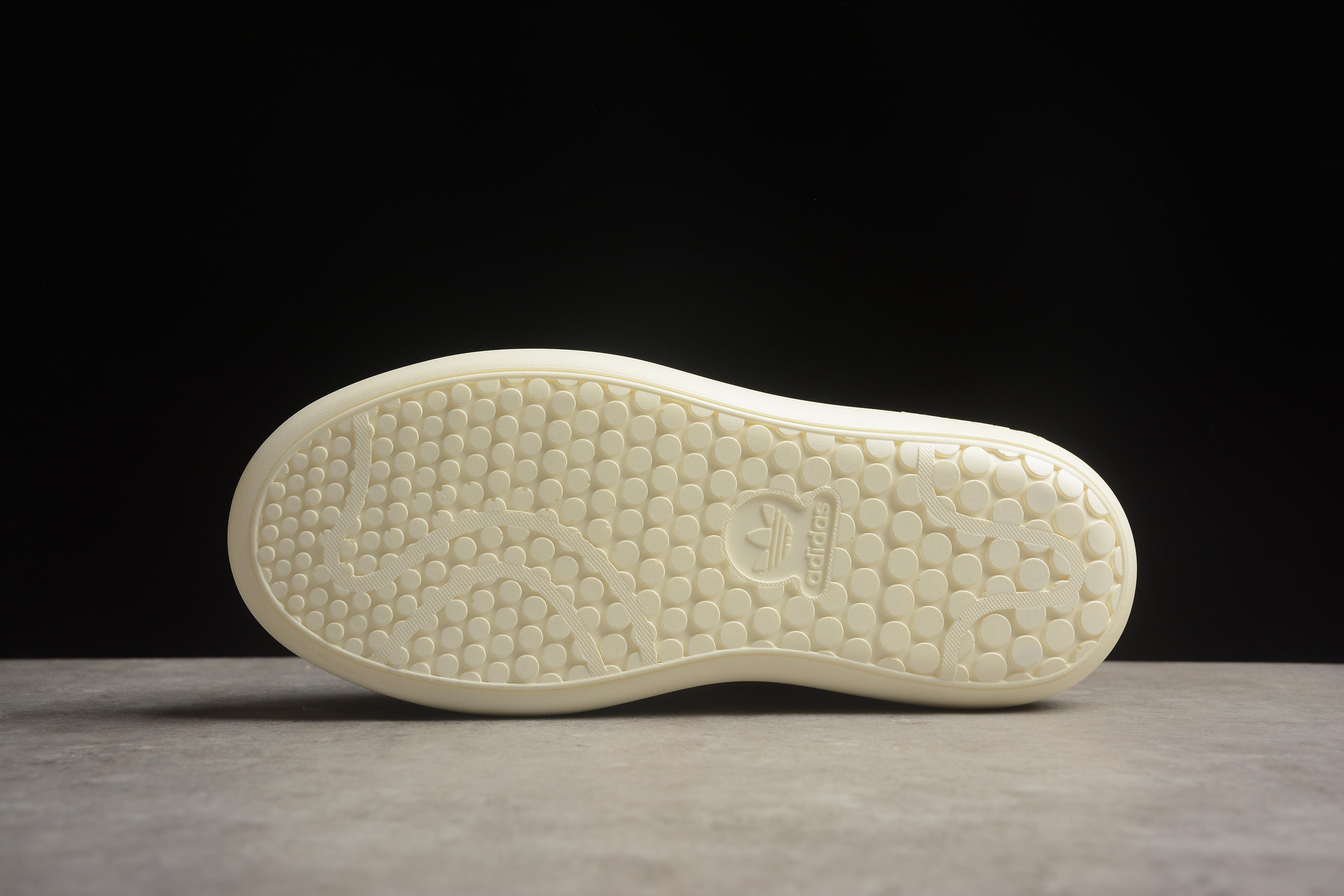 adidasUnisex Stan Smith Platform - White