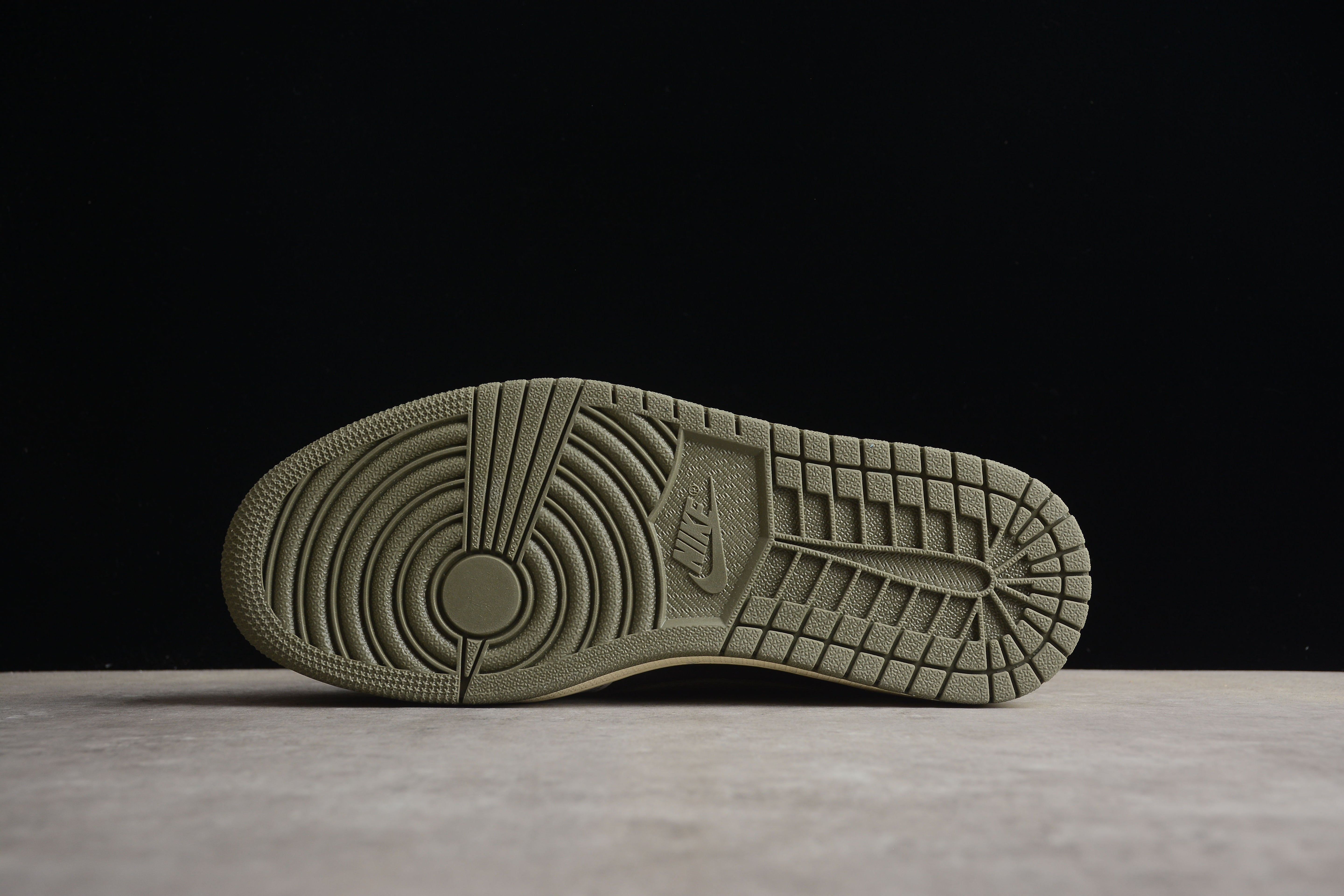 Travis Scott x Air Jordan 1 Low AJ1 - Olive