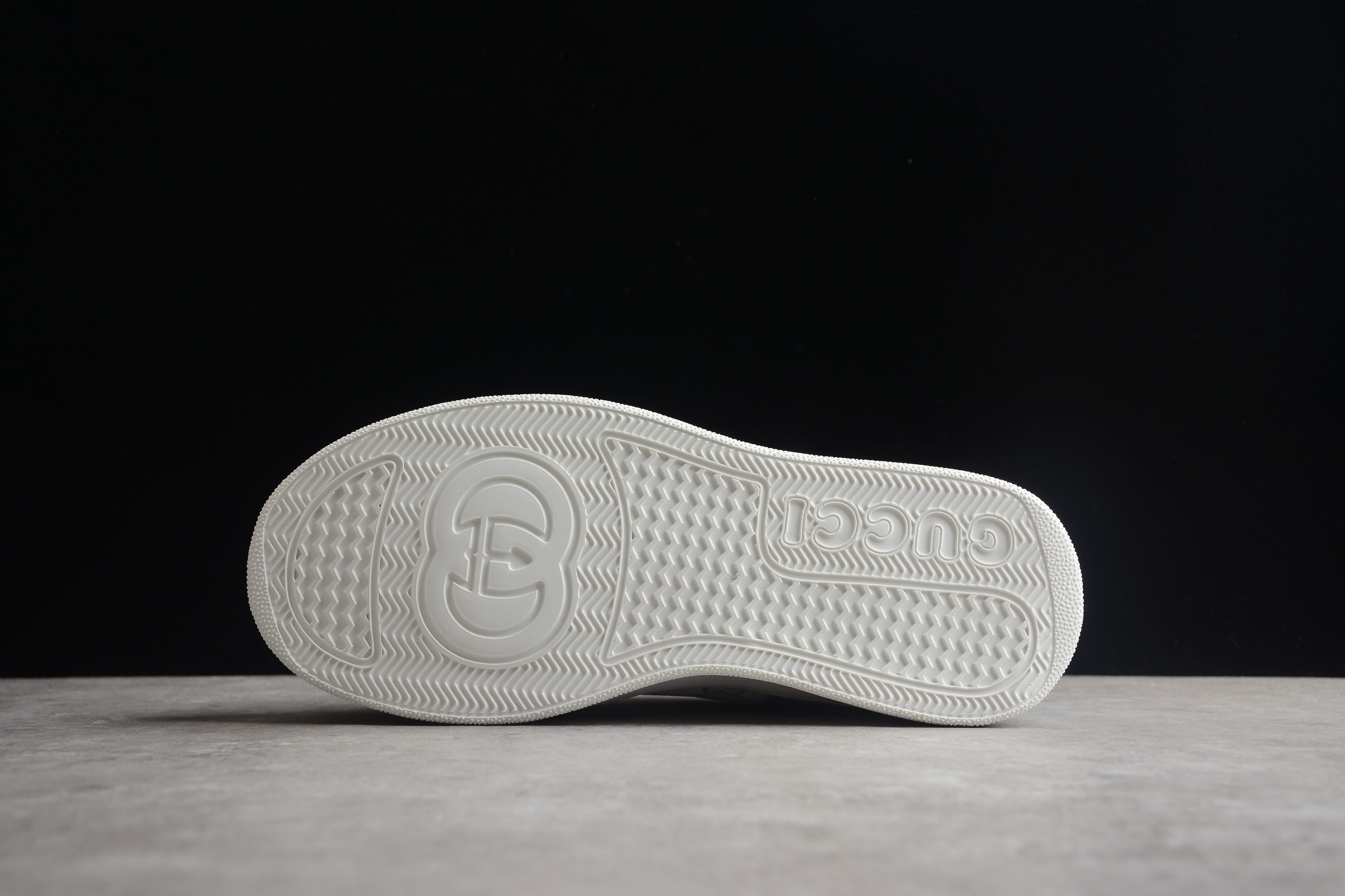 GucciUnisex Embossed Platform - Blue