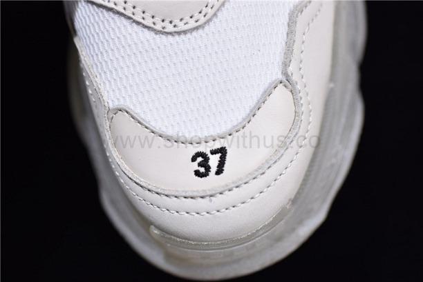 UnisexBalenciaga Triple S Clear Sole - White