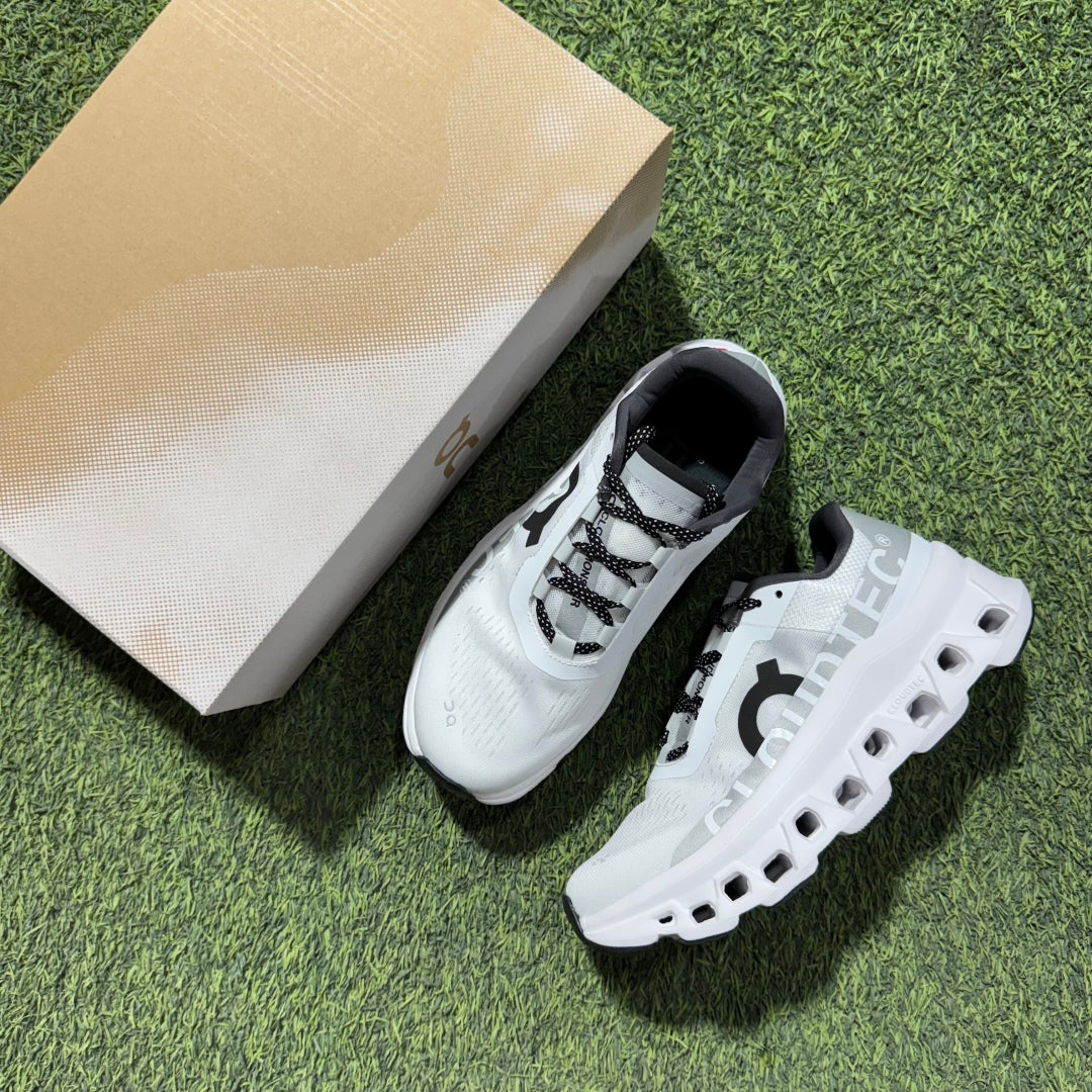 OnRunning Cloudmonster - Undyed White