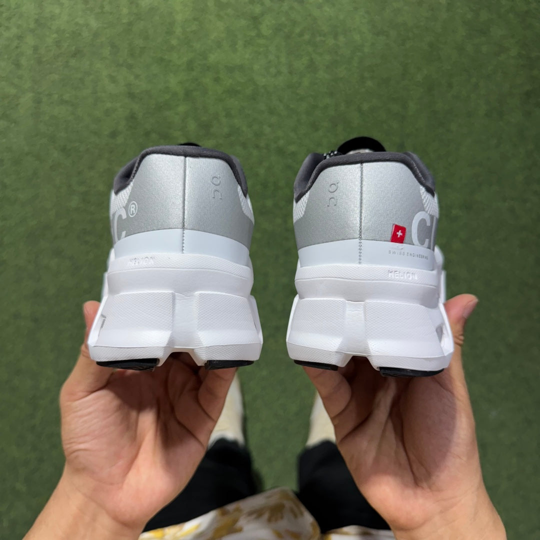 OnRunning Cloudmonster - Undyed White